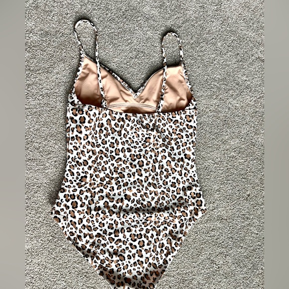 JCREW Leopard v-neck cross sweetheart one piece swimsuit - Picture 3 of 5